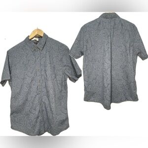 NWOT Eddie Bauer classic fit men’s L